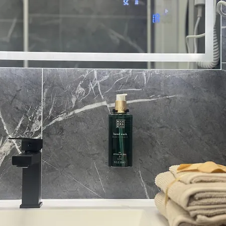 Capsbook Kopanina 2 Kapselhotel *