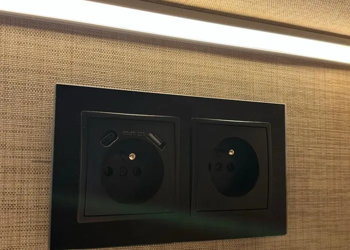 Capsule hotel Capsbook Kopanina 2